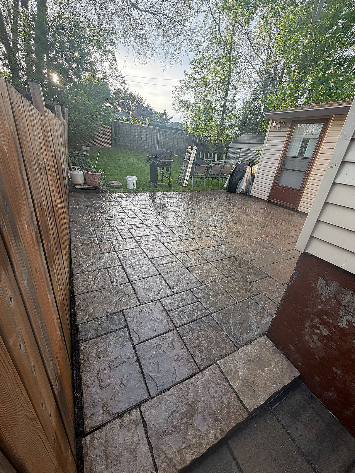 Courtyard patio after